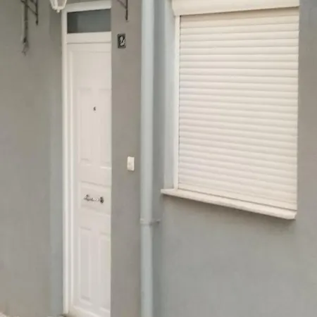 Апартаменты διατίθεται γκαρσονιέρα *